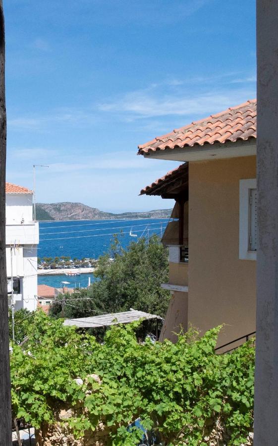 Agapi 'S Place Pilos Exterior foto